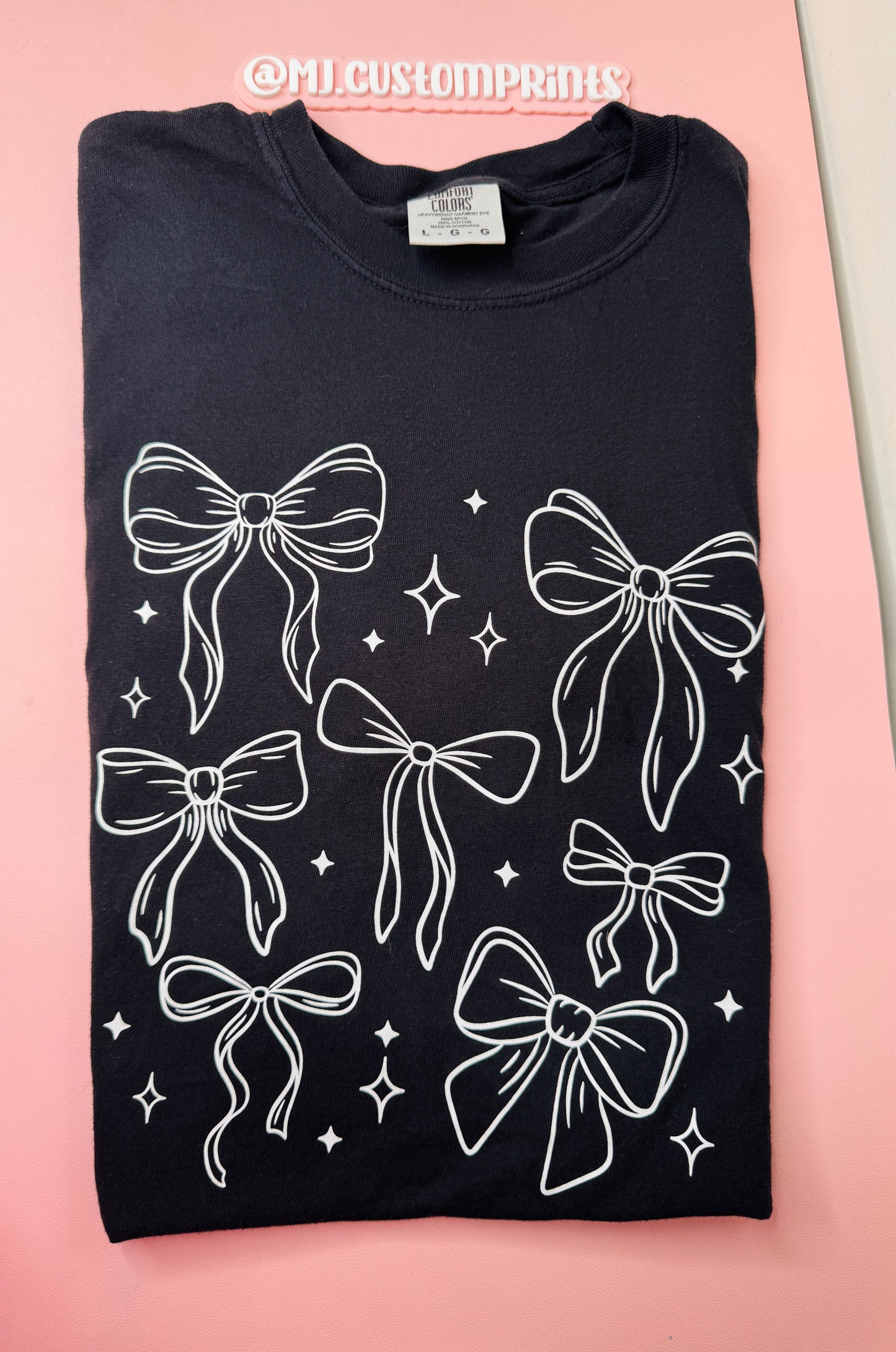 Coquette Bows T-shirt (SIZE LARGE)